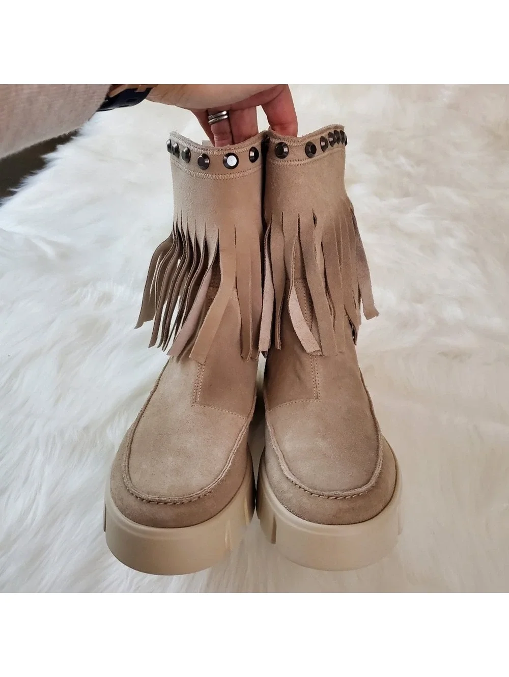 MSRP $225 Geox Size 37 Ghoula Fringe Suede Studded Boots
